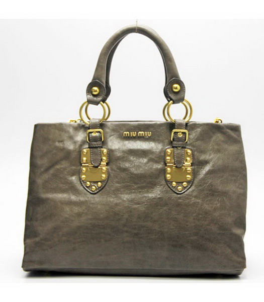 Miu Miu Chiusura magnetica Shined Borsa in grigio